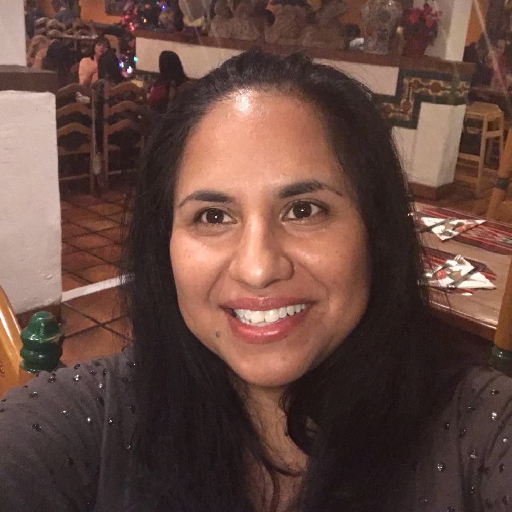 Meet your Posher, Mmonica